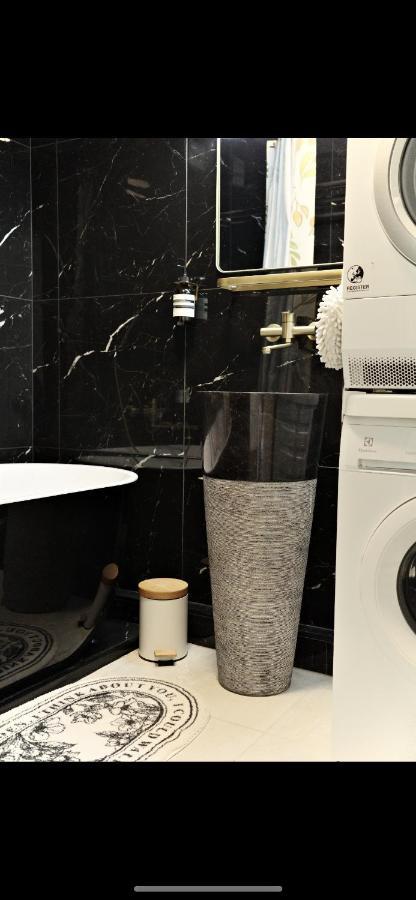 Rose Blossom Apartment In Paris Vanves Luaran gambar
